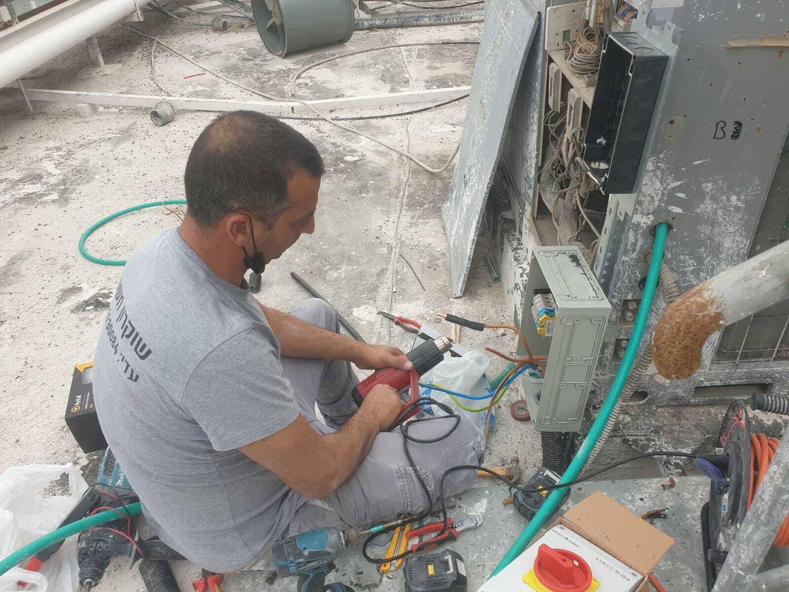 קבלן עבודות חשמל